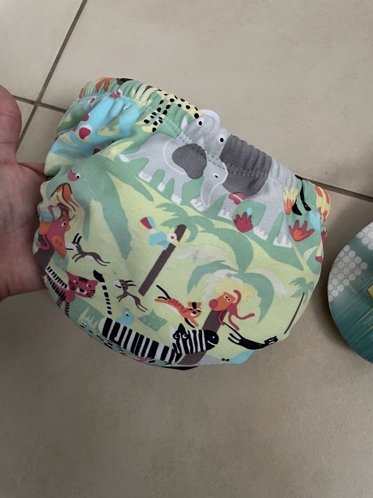 Zestaw na basen kapielowki klapki japonki safari auta