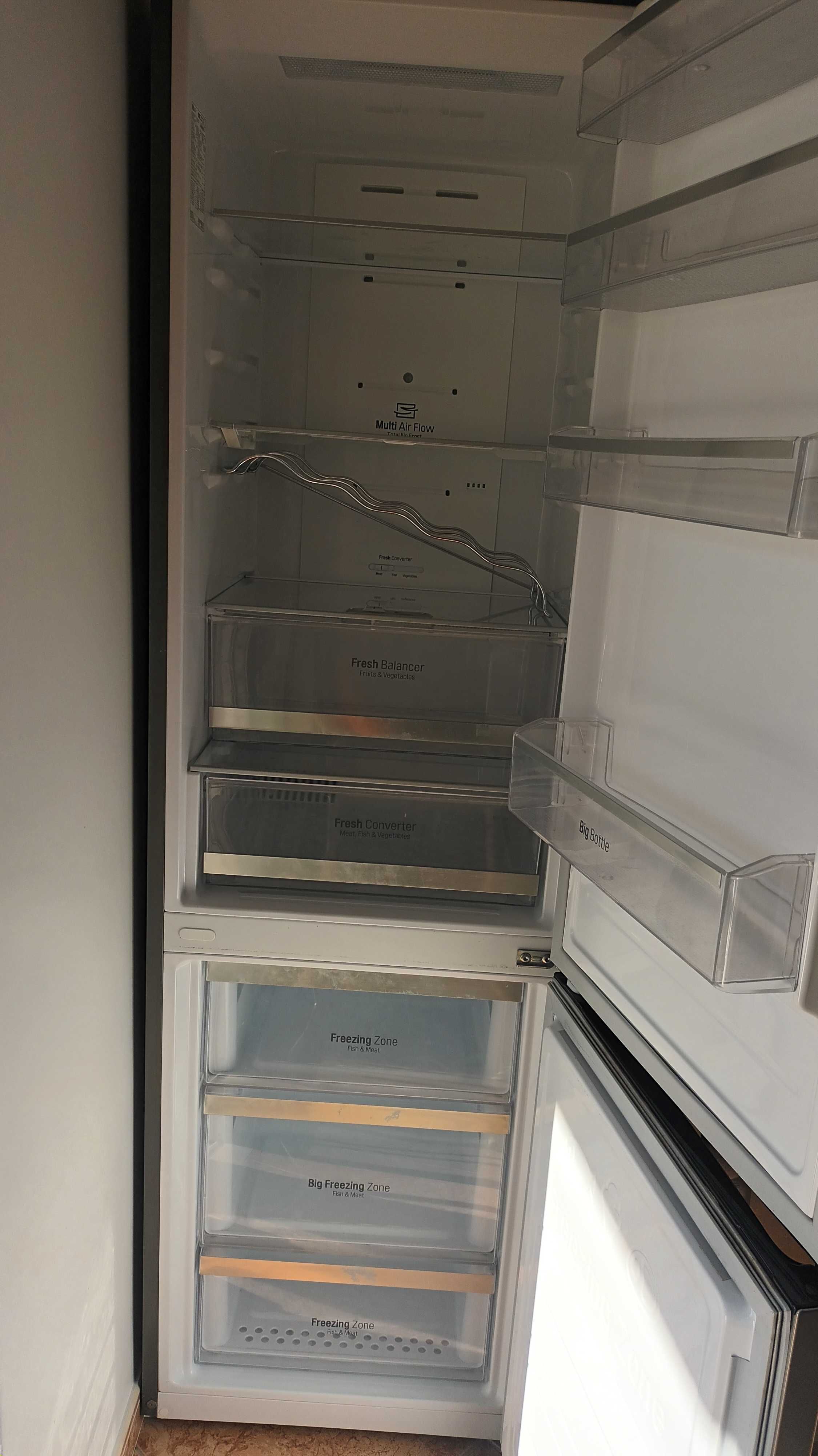Frigorifico LG GBB60NSFFS
