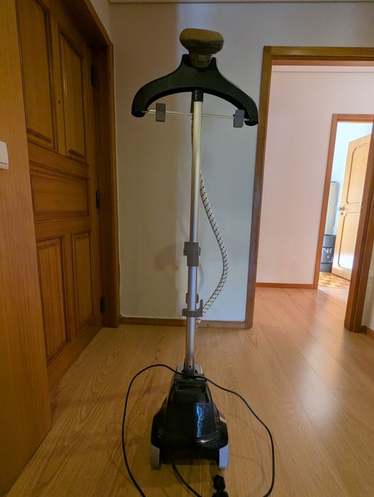 Ferro de engomar Vertical