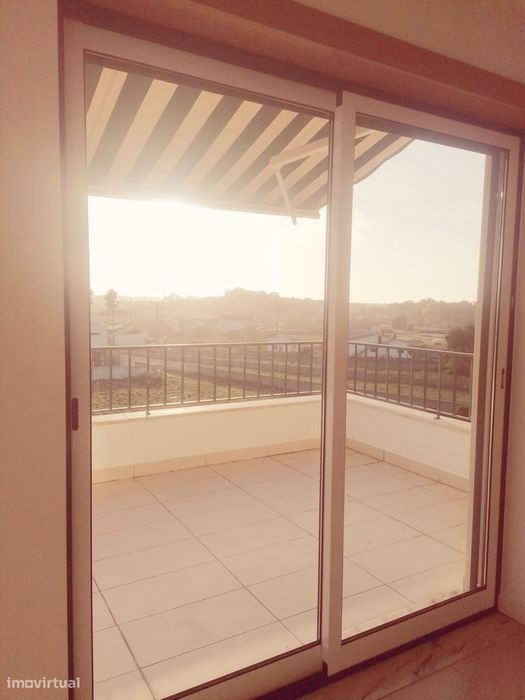 Excelente Apartamento T2 em Pataias (Alcobaça - Leiria)