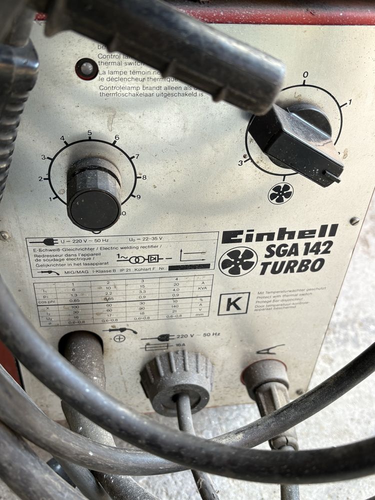 Automat spawalniczy Einhell SGA 142 TURBO