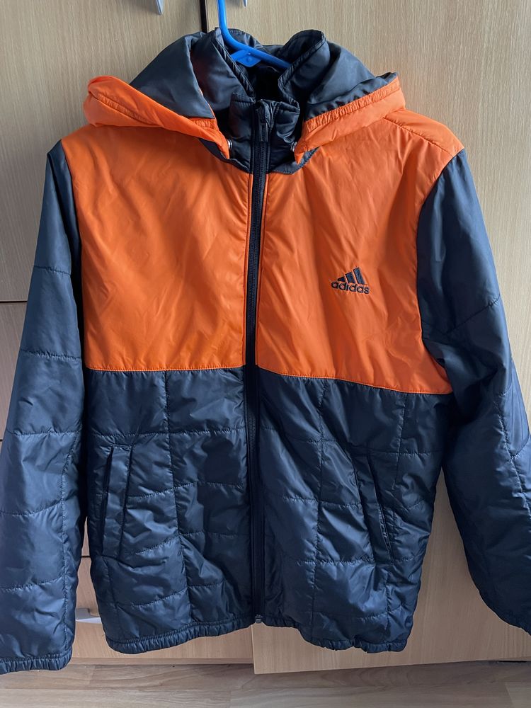 Курточка Adidas Sport Essentials