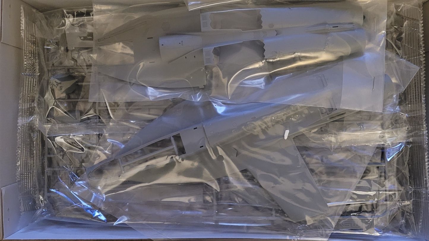 Meng 1:48 EA-18G Growler kit modelismo