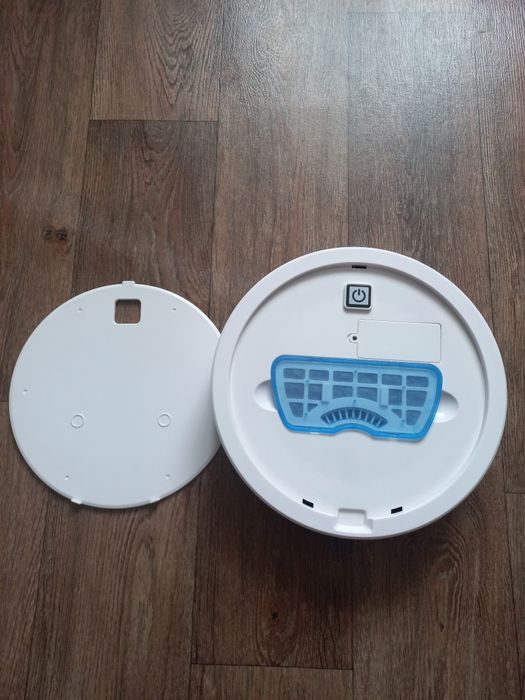 RofHaus робот-пилосос