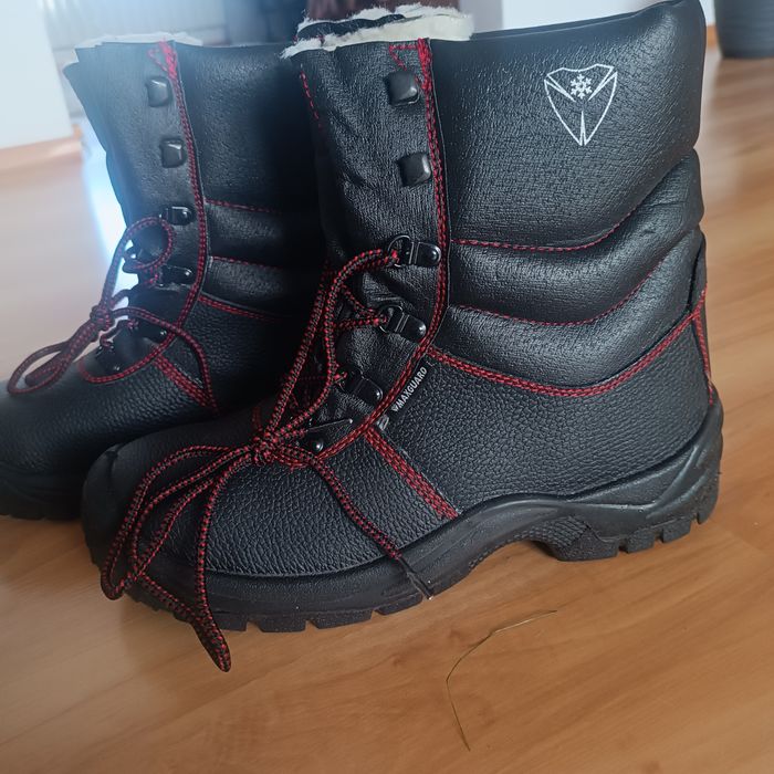Buty zimowe robocze nowe