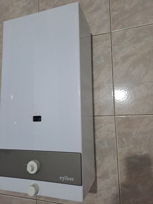 Esquentador 11 litros semi-novo