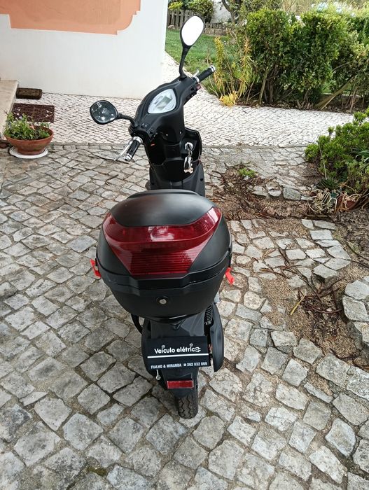 Scooter elétrica Vespy GT