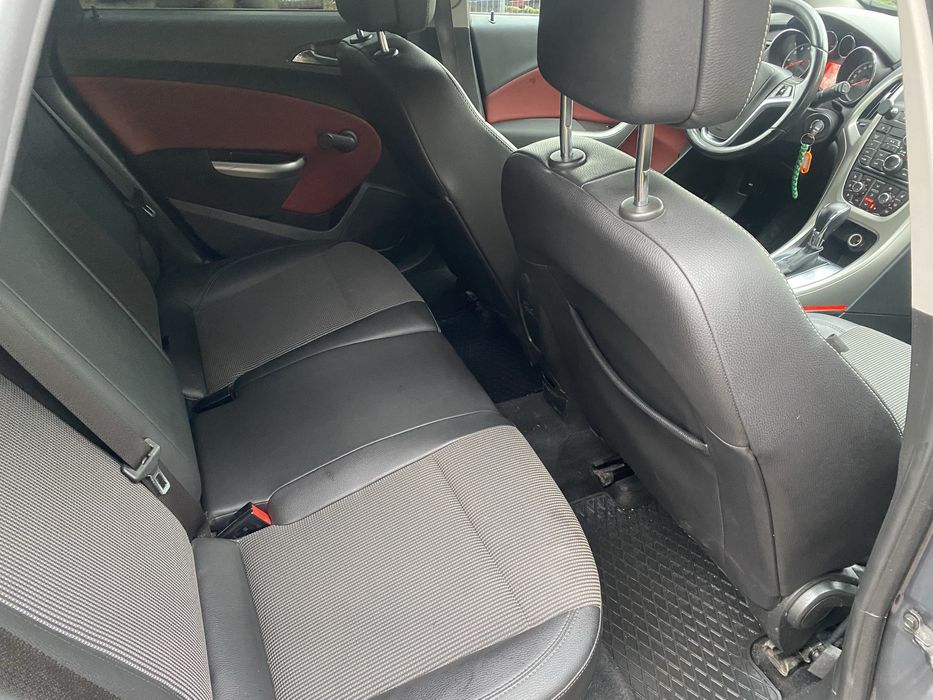 Na sprzedaż Opel Astra 1.6 lpg Automat dobry stan zamiana