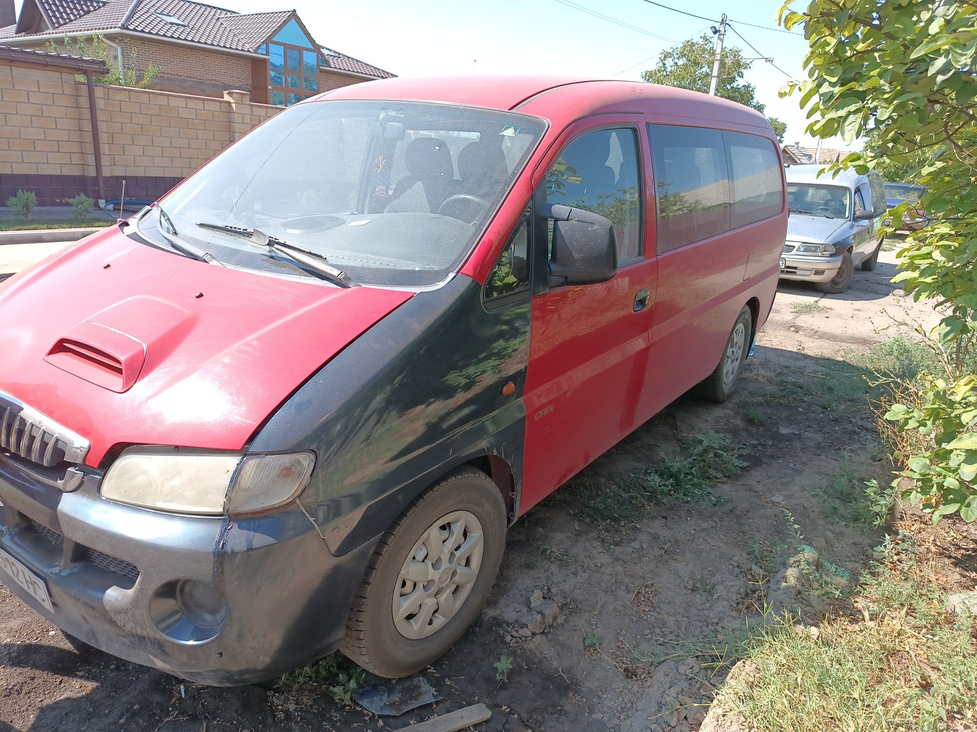 Продам Hundai H1 2005 в хорошем состоянии