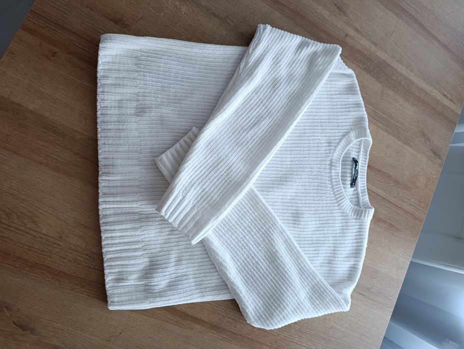 Damski biały sweter NewYorker rozmiar S