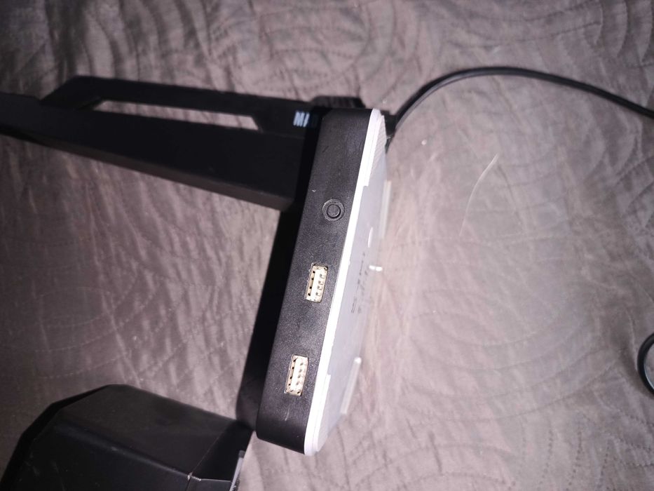 Konsola w pełni działająca, używana Xbox okoła 1,5rokuseries s .