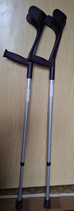 Милиці(костыли) під лікоть