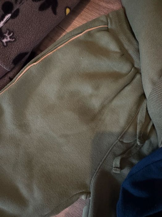 Продам речі для хлопчика (пакетом), вік приблизно 5–6 років