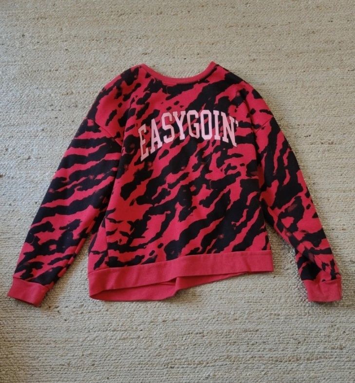 Czerwona bluza rozmiar L CROPP