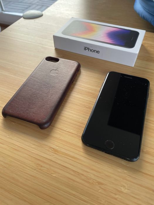 Apple iPhone SE 3 gen. (2022), czarny/Midnight, 64gb A2783, jak nowy