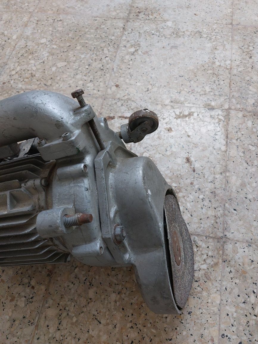 Máquina de Afagamento.