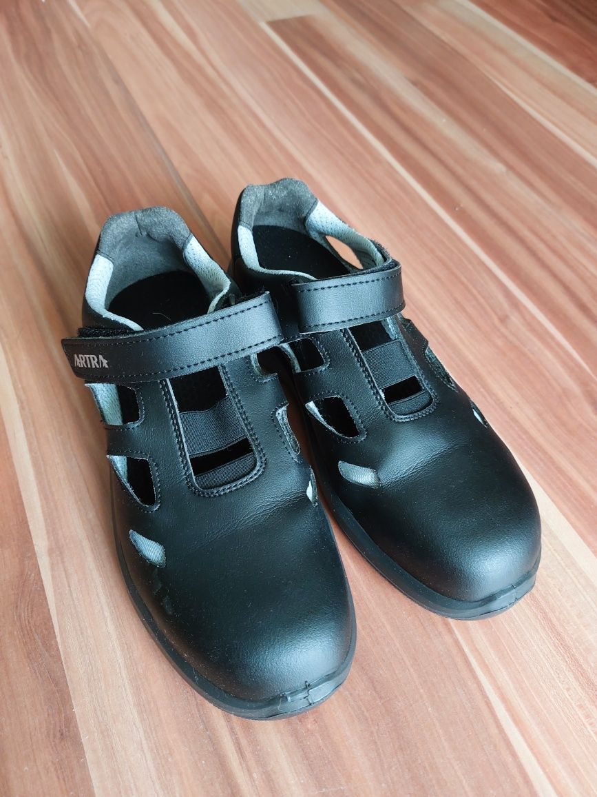 Buty robocze z metalowym noskiem Astra 40