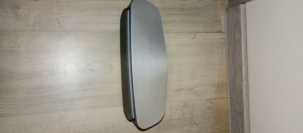 Kolumna centralna JBL SCS 200