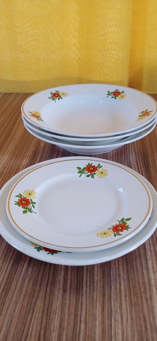 Барановка тарелки чашки сахарница