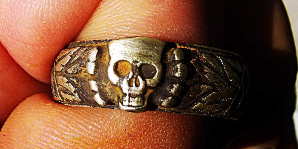 Oryginał Srebrny Sygnet Oficera Waffen SS H.Himmler ? Czaszka z Helu