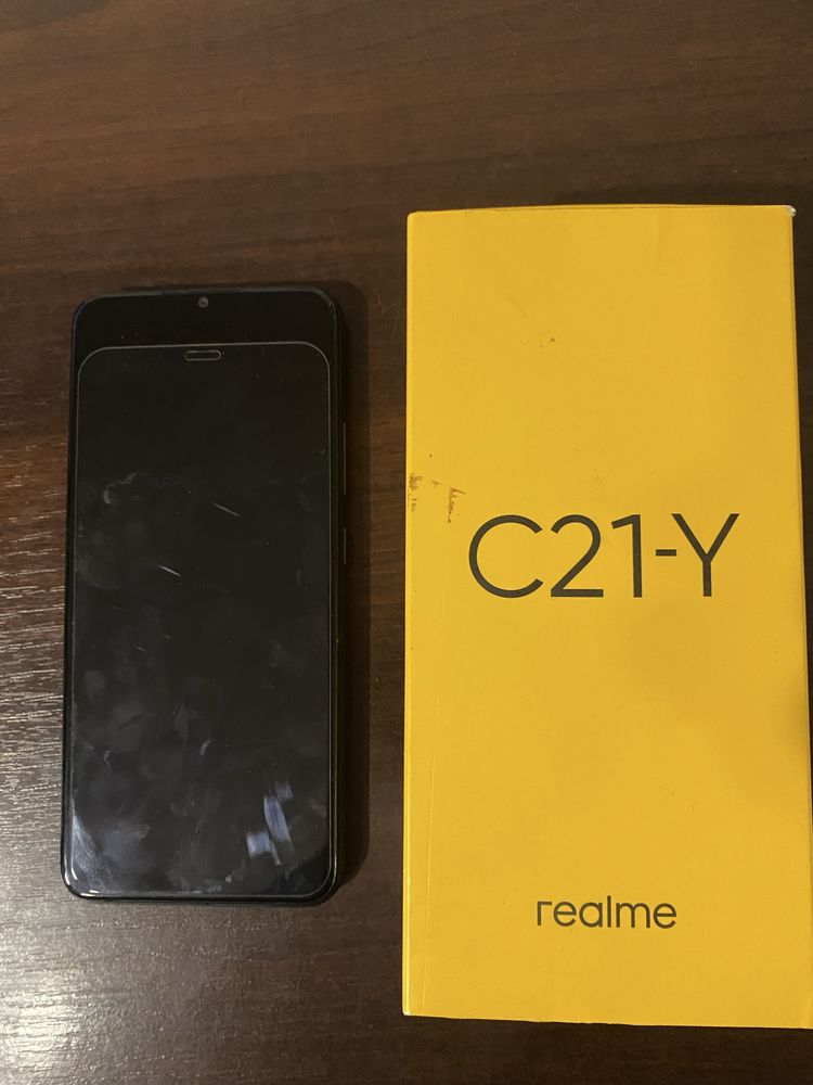 Realme C21Y/ 64GB/ ідеальний телефон, цілий єкран. Камера не працює