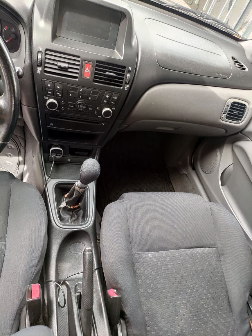Nissan almera 2003