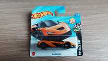 Samochód Hot Wheels McLaren W1