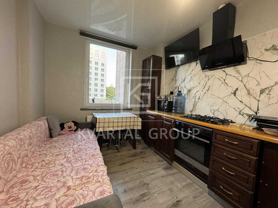 Продам світлу 1-кімнатну квартиру із зручним плануванням! Сертифікат!