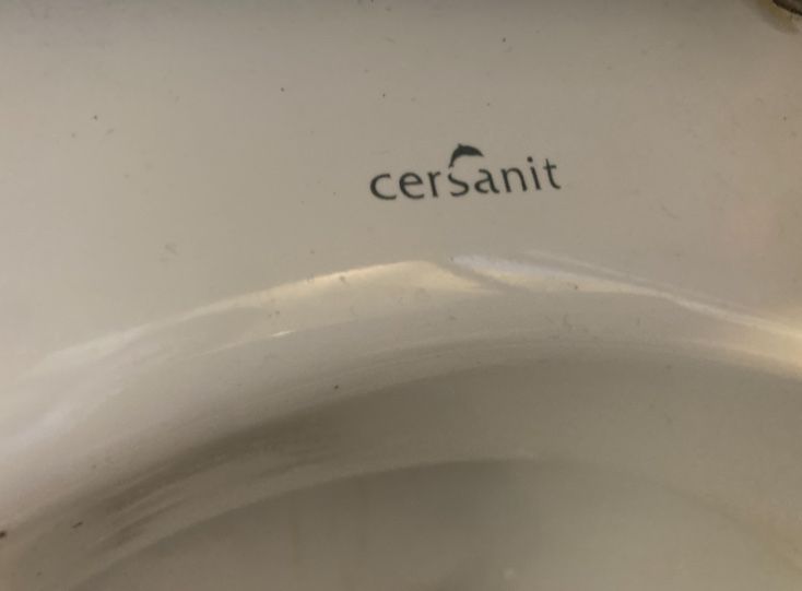 Miska wisząca Cersanit używana cała