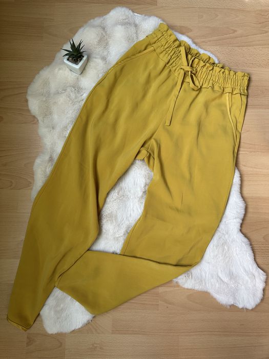 Spodnie Zara cygaretki musztardowe zolte XS