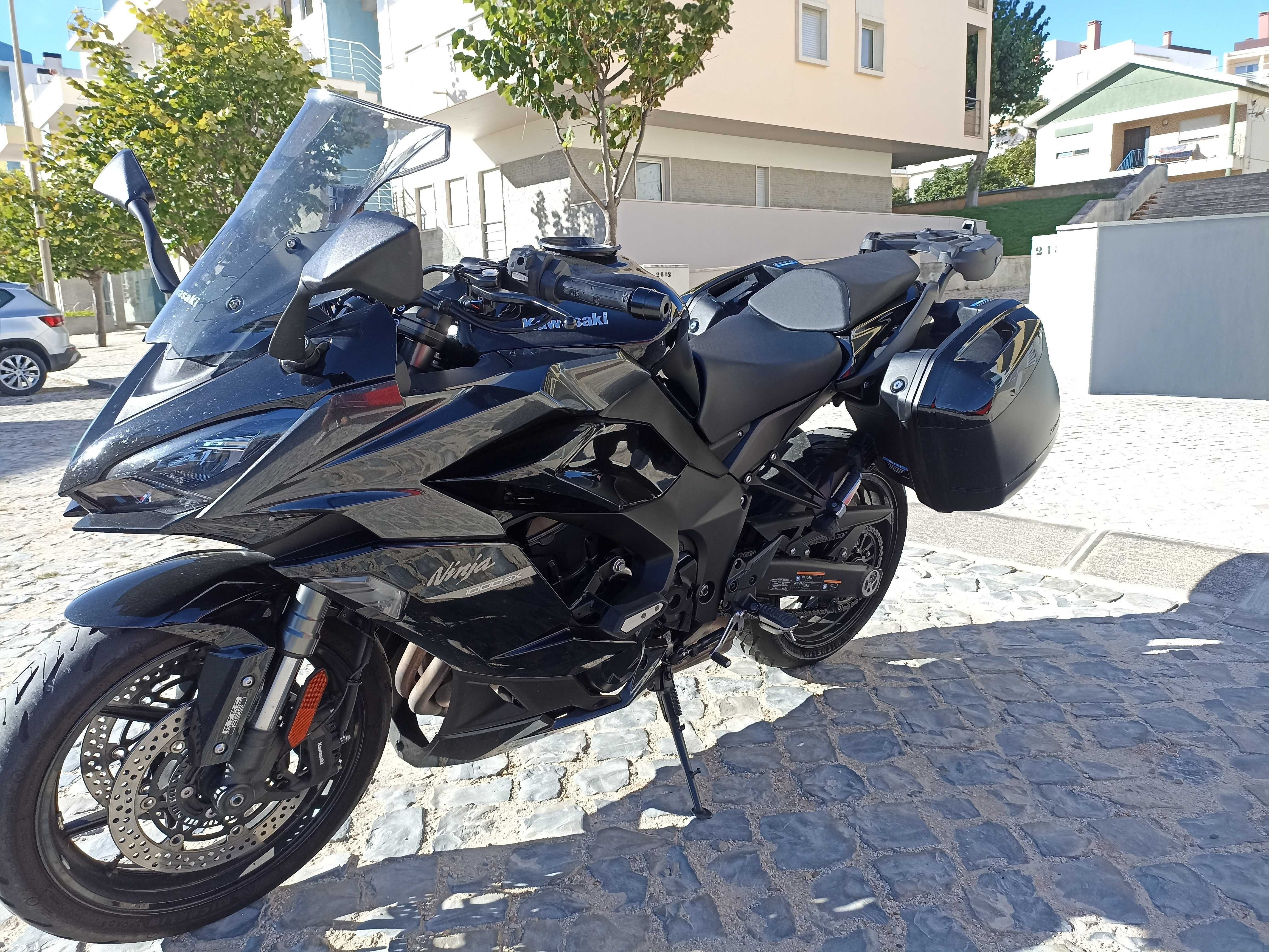 Kawasaki Ninja 1000 sx - Performance Tourer