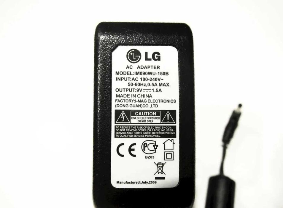 Блок живлення LG 9v 1,5A зарядка адаптер з феритом штекер 4 мм питания
