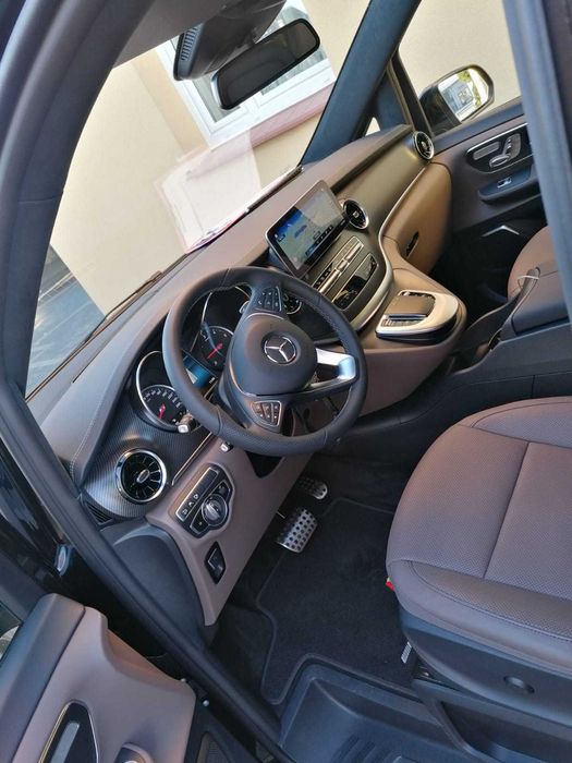 Wynajem Busów 9 osób / Wypożyczalnia Auto Dostawczych Typu Chłodnia