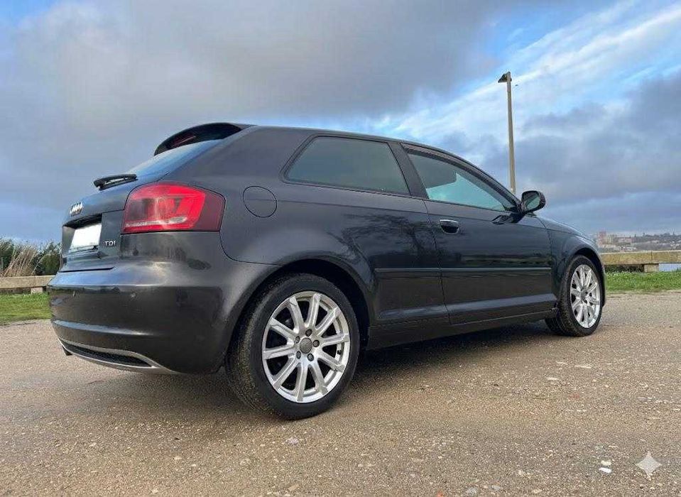 AUDI A3 (8P) - 2ª Gen/Facelift 2010