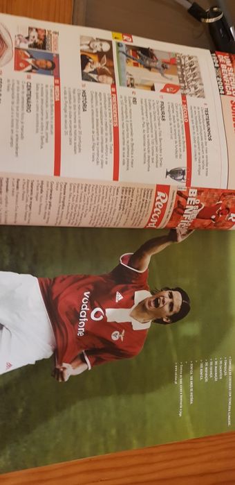 Revista especial o Século do Benfica  1904  /  2004