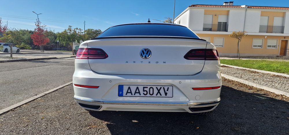 VW Arteon 2.0 TDI R-line
