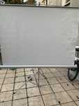 Ekran do projektora 3 M 180 x120 na statywie składany stabilny
