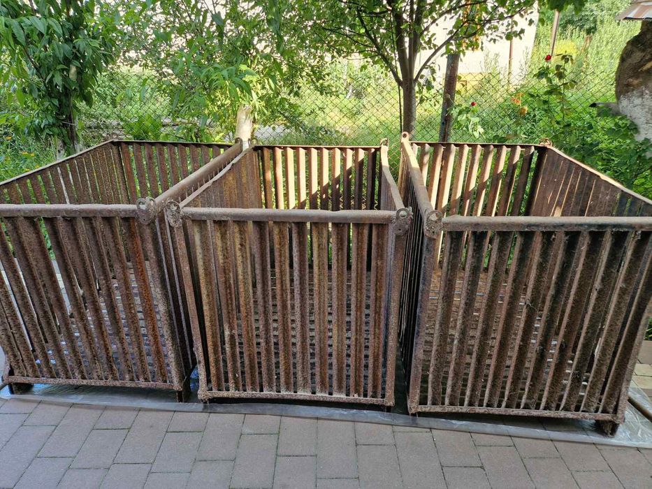 Контейнери (металеві ящики) для зберігання овочів