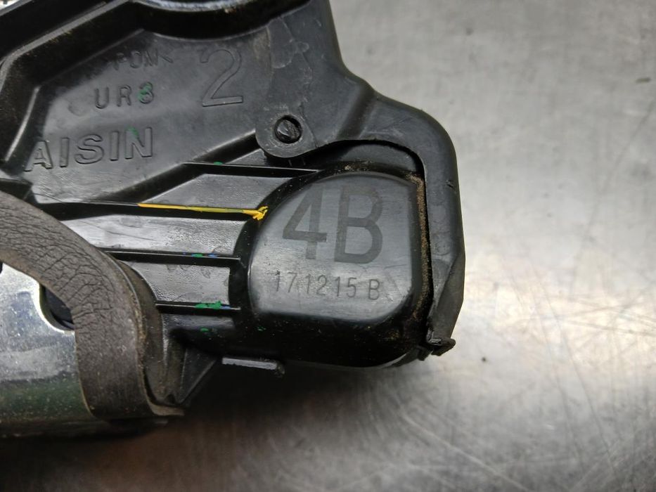 Fechadura / fecho porta frente direito TOYOTA Auris Touring Sports (_E