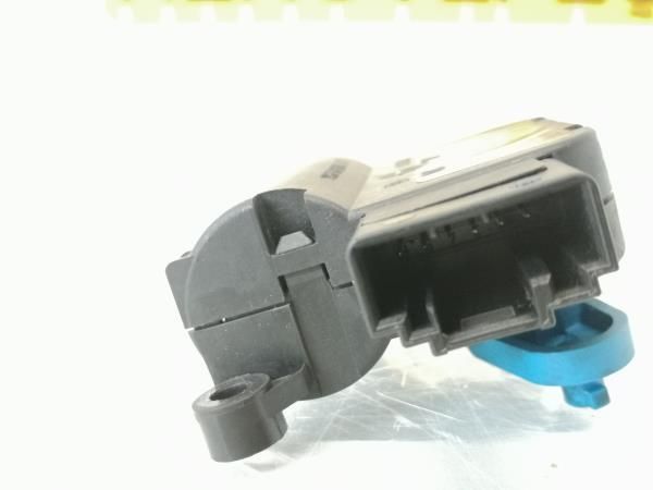 Motor da comporta da sofagem VOLKSWAGEN Golf VI (5K1)