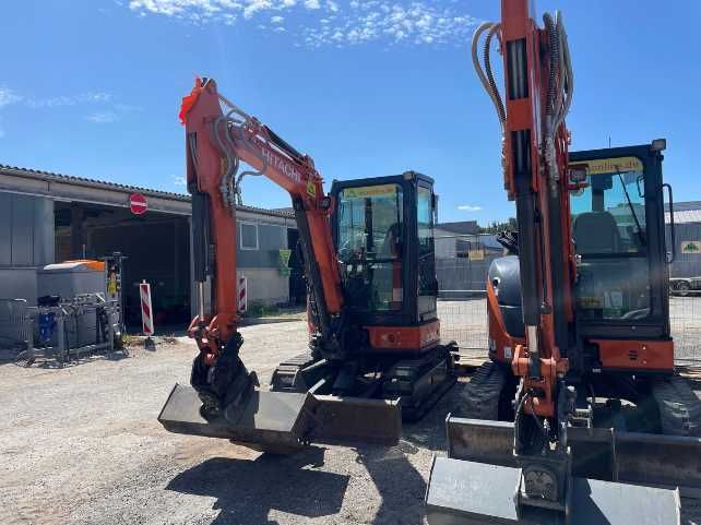 Minikoparka Hitachi ZX 33 U-6 Używane Koparka 3,5 t