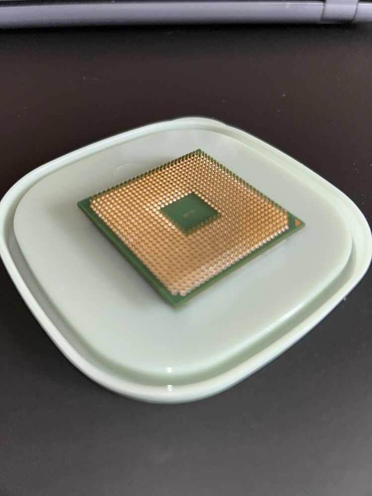 Procesor AMD Sempron SDA3000AIO2BX - retro klasyk