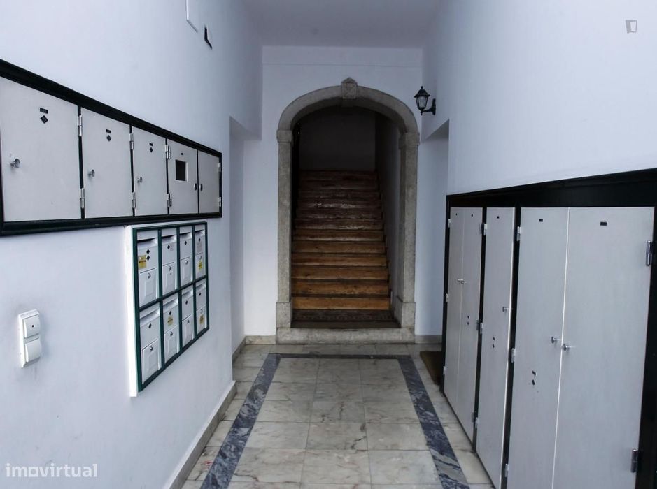 Apartamento com 2 quartos - localizado em Campo de Ourique Lisbon