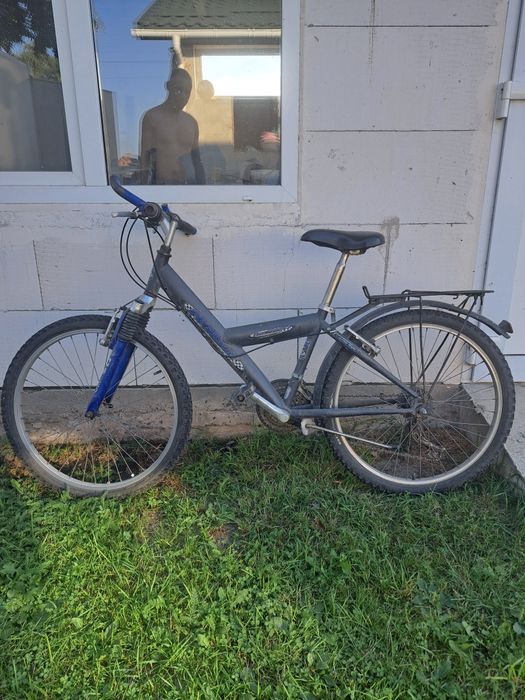 Велосипед був у використанні.