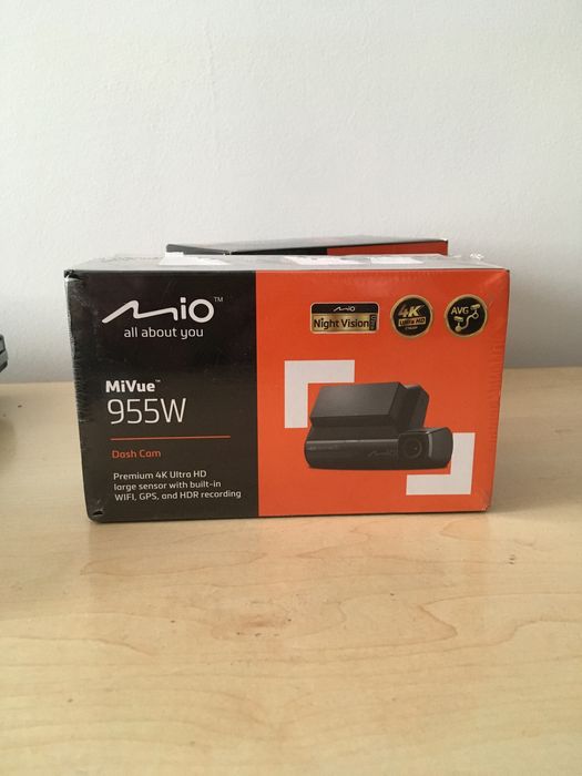 Wideorejestrator 4K Mio 955W nowy w foli zobacz warto
