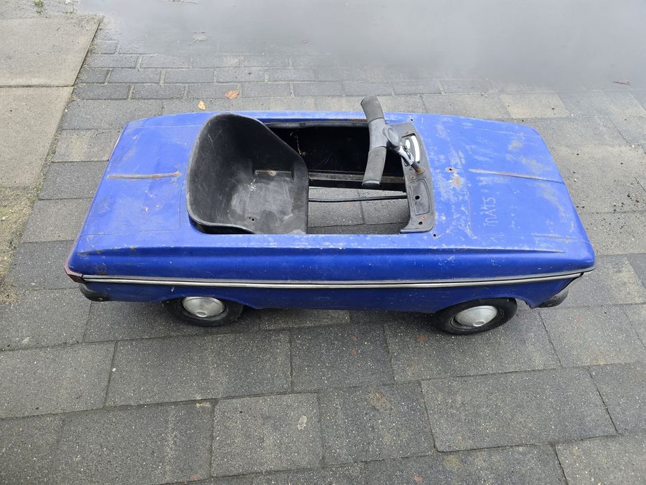 Azak moskvich autko PRL-u