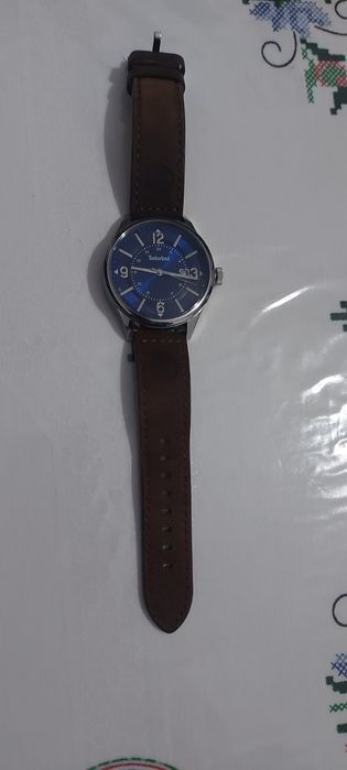 Vendo relógio de pulso