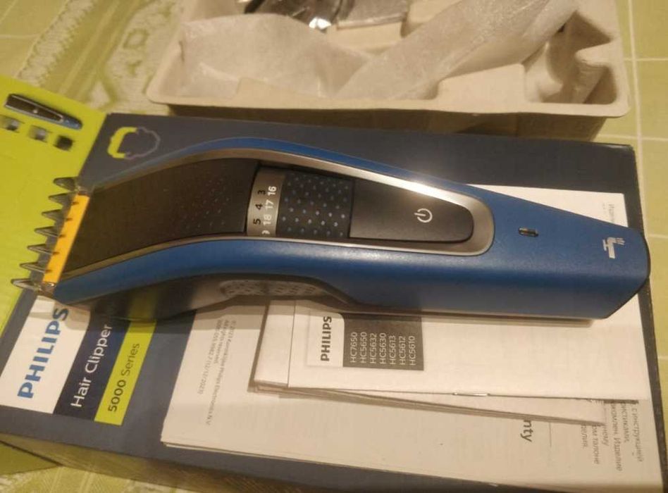 Maszynka elektryczna Philips do włosów z regulacją długości 0,5-28 mm