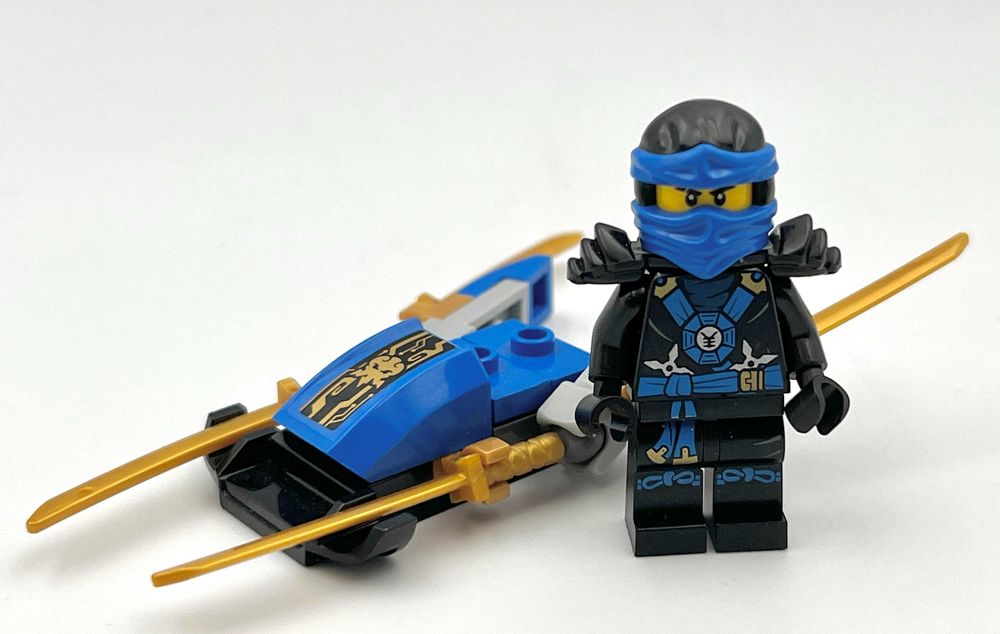 Lego Ninjago figurka Jay njo0152 z zestawu 70736 z pojazdem