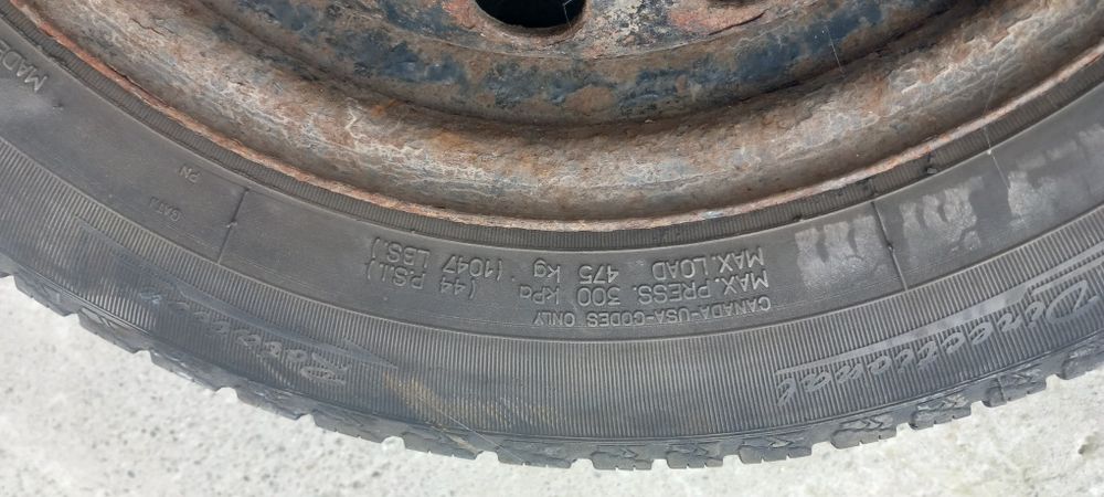Opony zimowe, sztuk 4 ,całe koła ,185/60R14